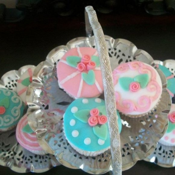 Elegant Silver Tiered Serving Tray - Picture 9 of 9